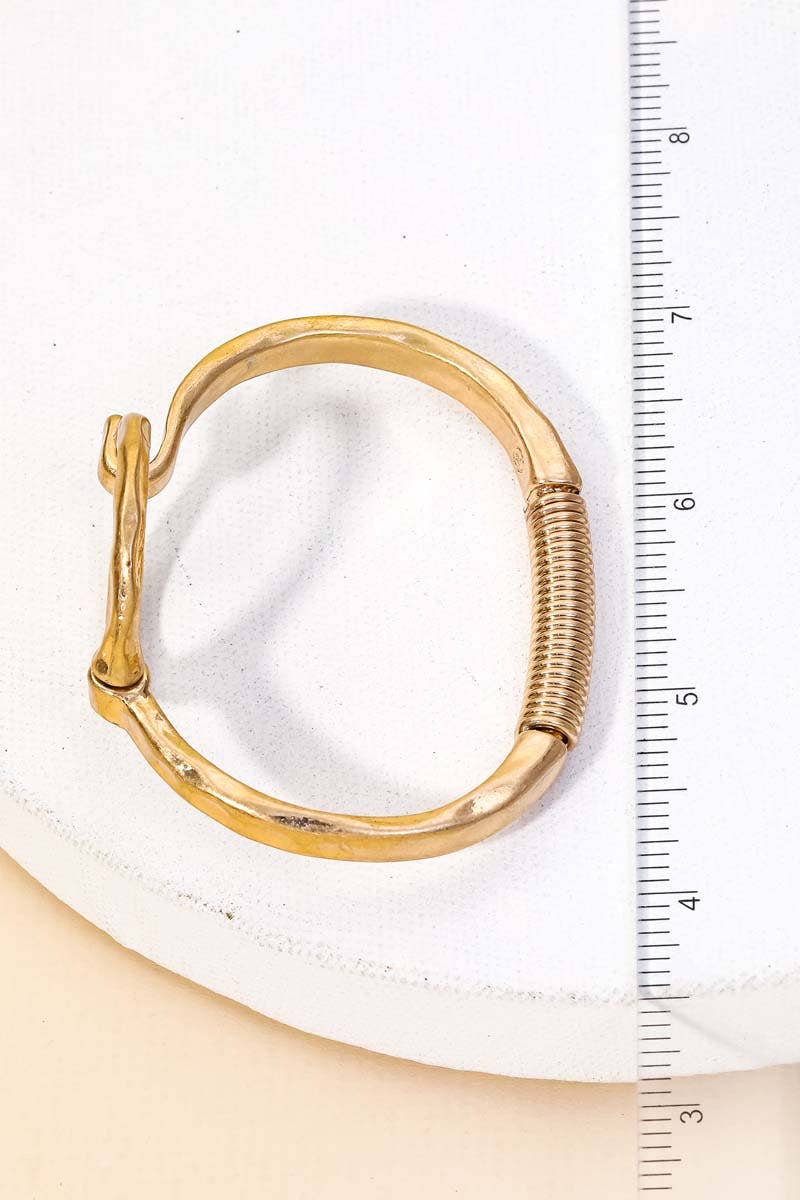 Hammered Circle Bangle Bracelet - Gold