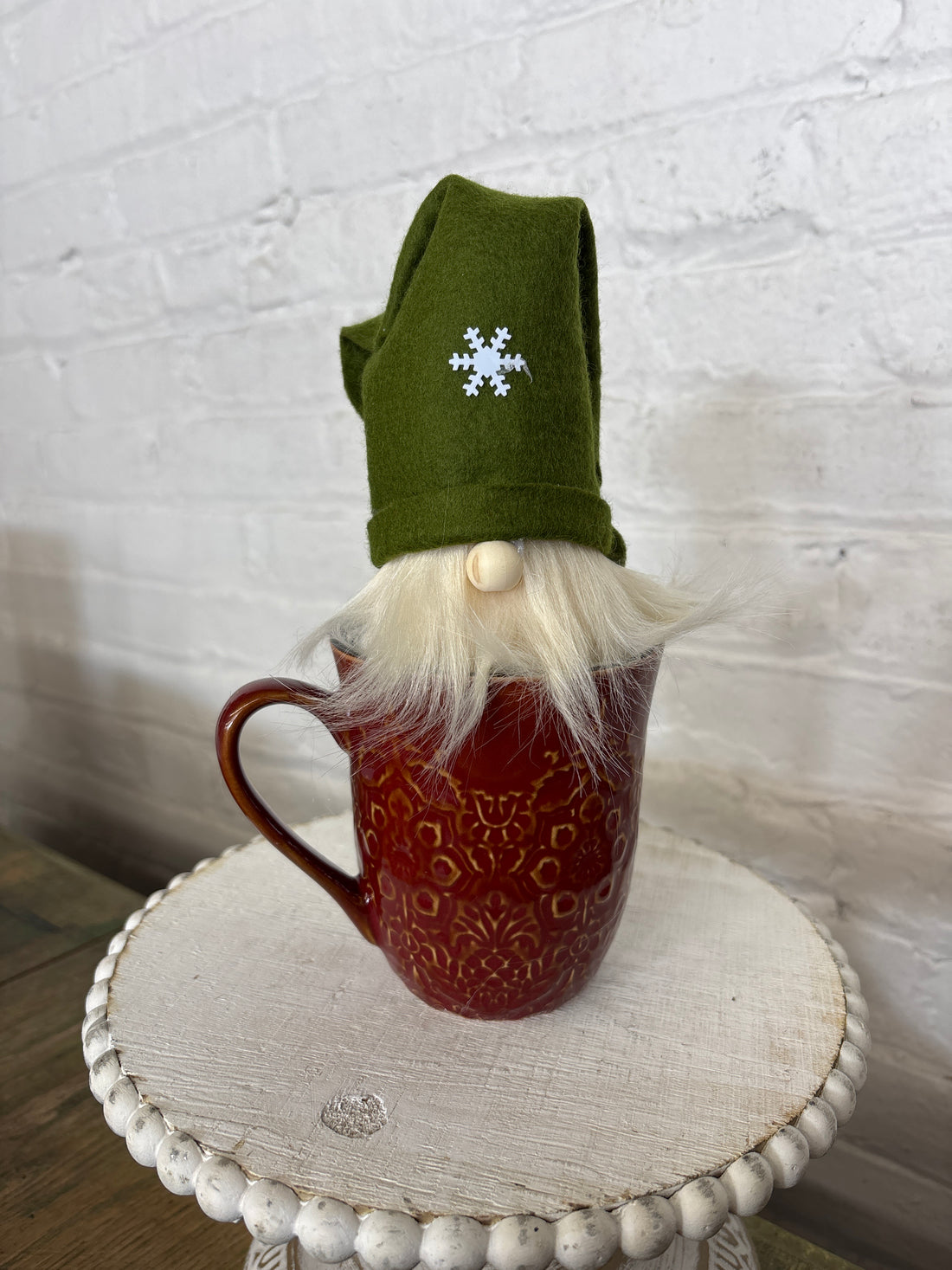 Green Hat + Snowflake Mug Gnome