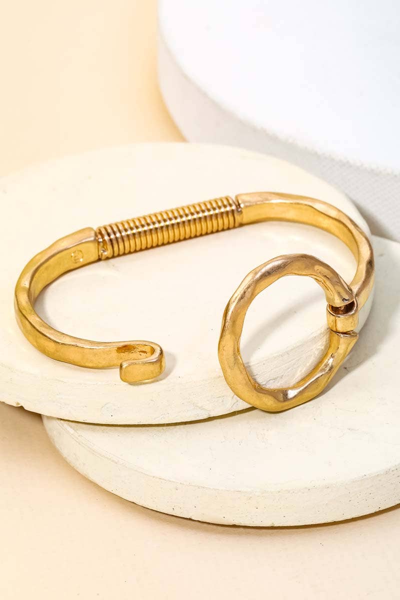 Hammered Circle Bangle Bracelet - Gold