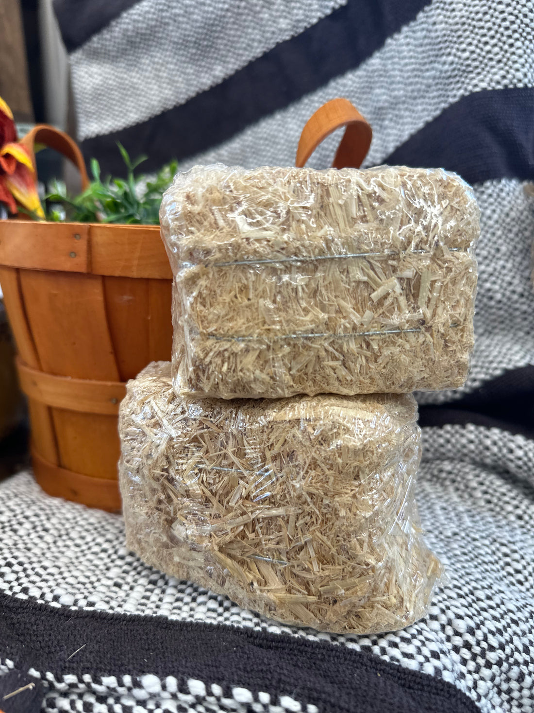 Mini Straw Bale