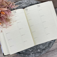 5-Year Snapshot Journal - Ivory Veil (7"x 9")