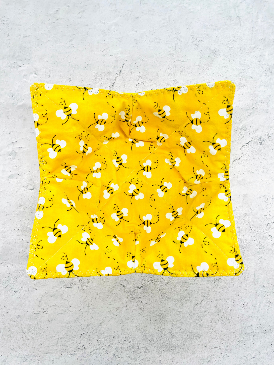 Bee Bowl Cozy